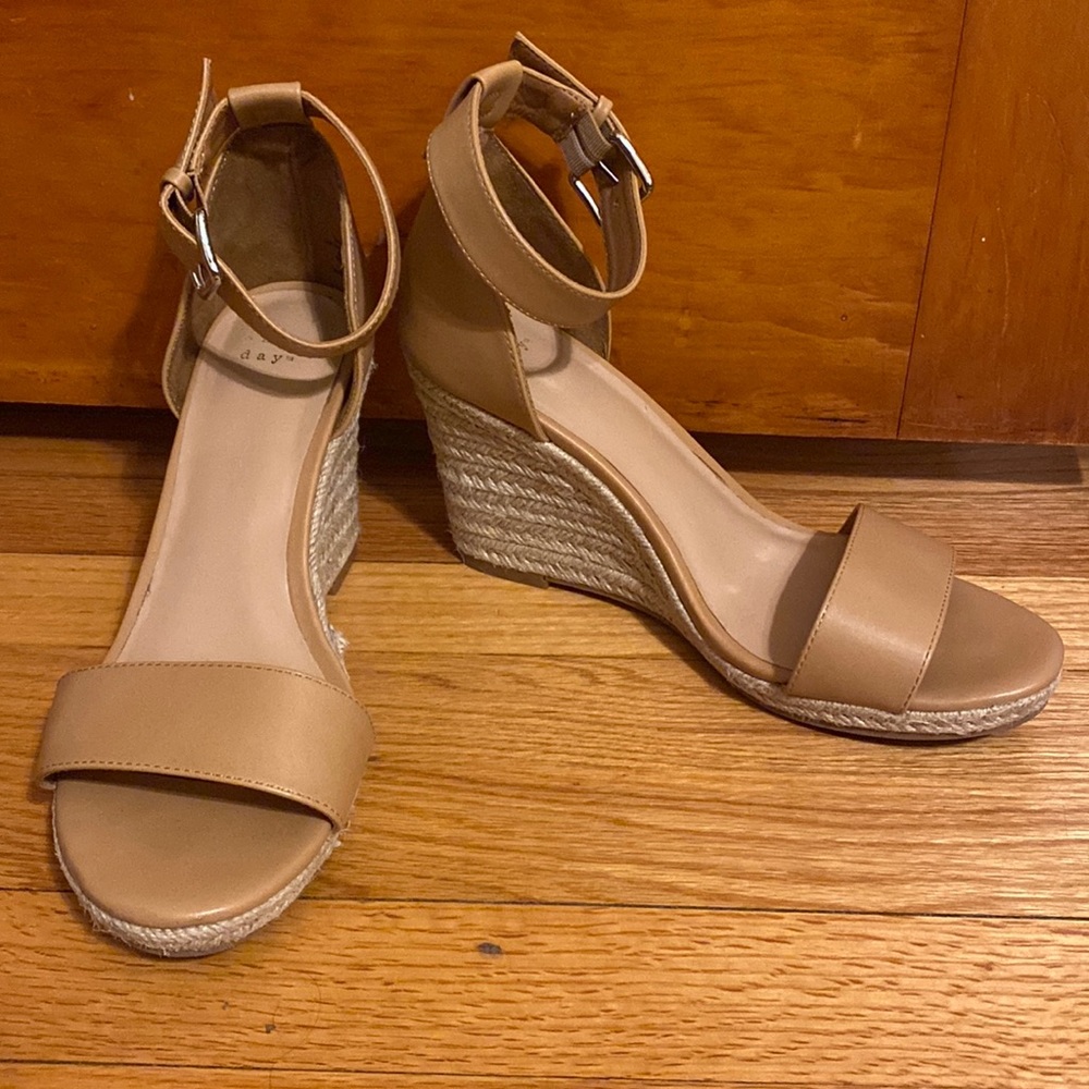 Women’s faux leather espadrilles